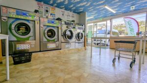 清潔 コインランドリー